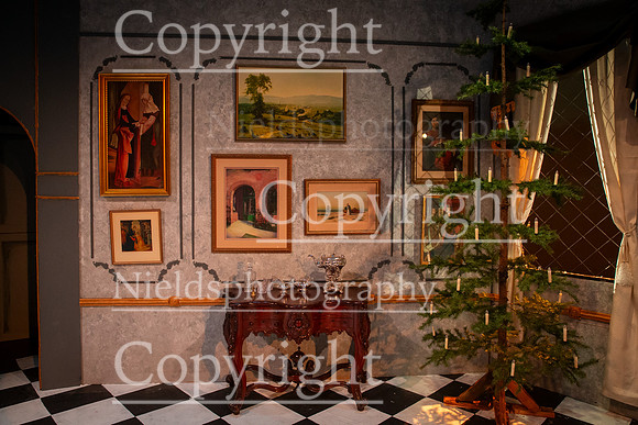 MISS _BENNET_Christmas_at_Pemberly_012