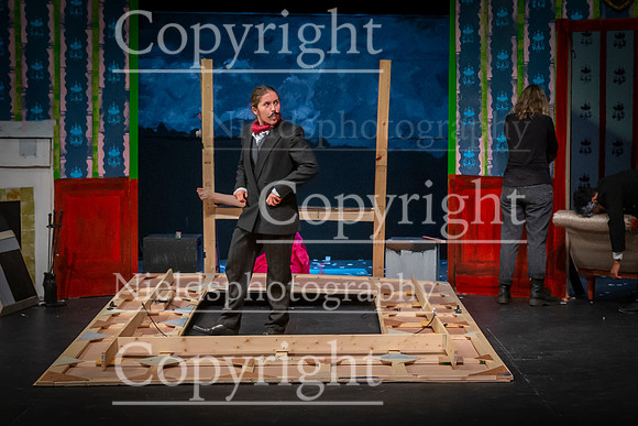 THE_ONE_ACT_PLAY_THAT_GOES_WRONg_185