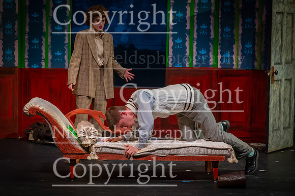 THE_ONE_ACT_PLAY_THAT_GOES_WRONg_136