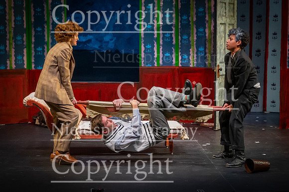 THE_ONE_ACT_PLAY_THAT_GOES_WRONg_153